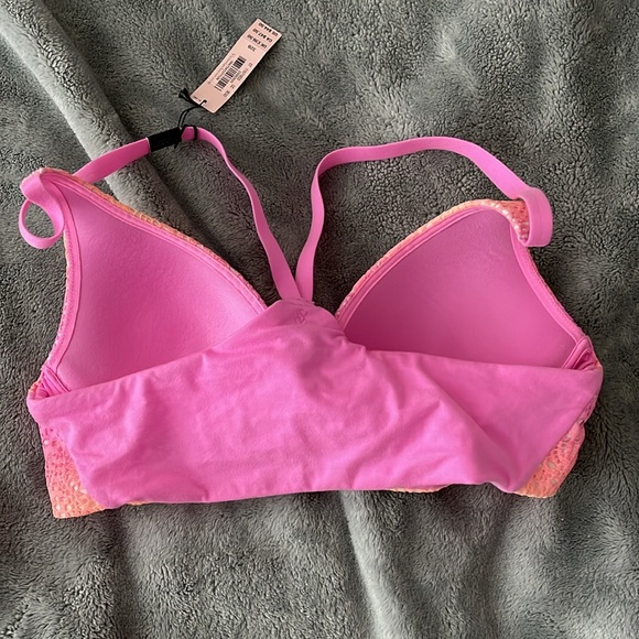 Victoria’s Secret - Picture 8 of 11